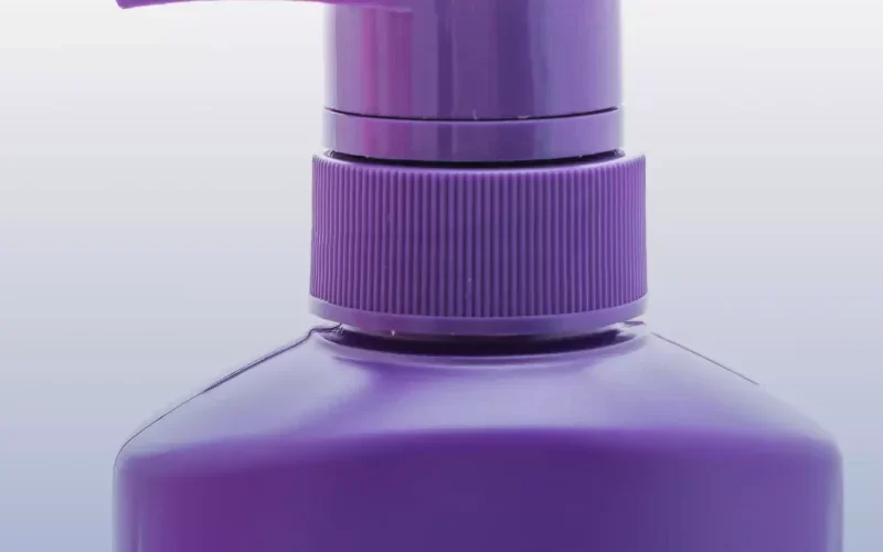 lo-que-debes-saber-sobre-el-shampoo-morado
